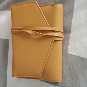 Glass ladder.cim Katherine tech roller new